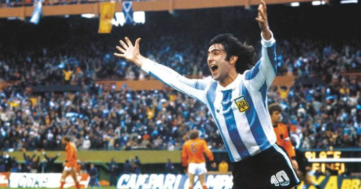 Mario Kempes Biography